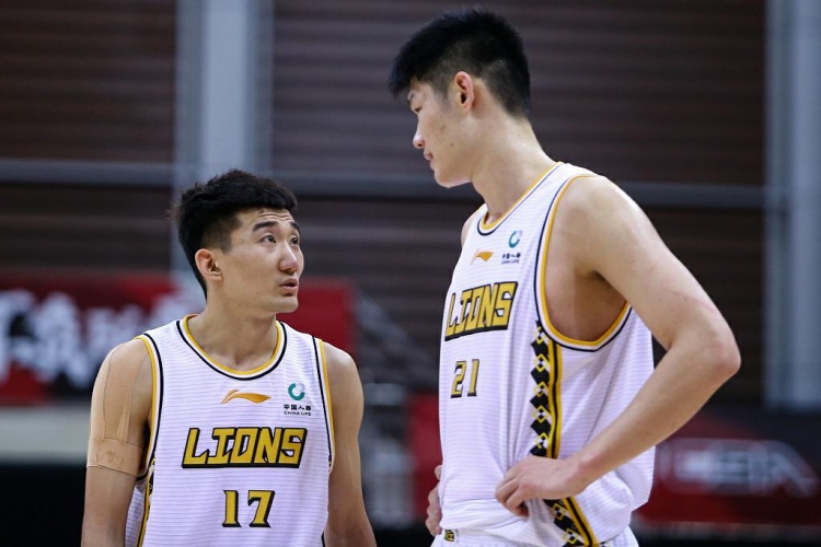本赛季主场金身告破!张宁上篮绝杀 广厦12连胜&主场19连胜遭终结